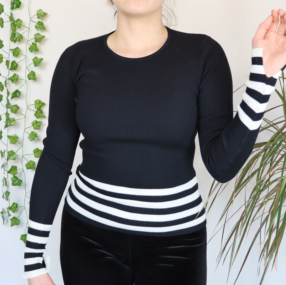 Zara Ribbed Sweater Top - Picture 3 of 5